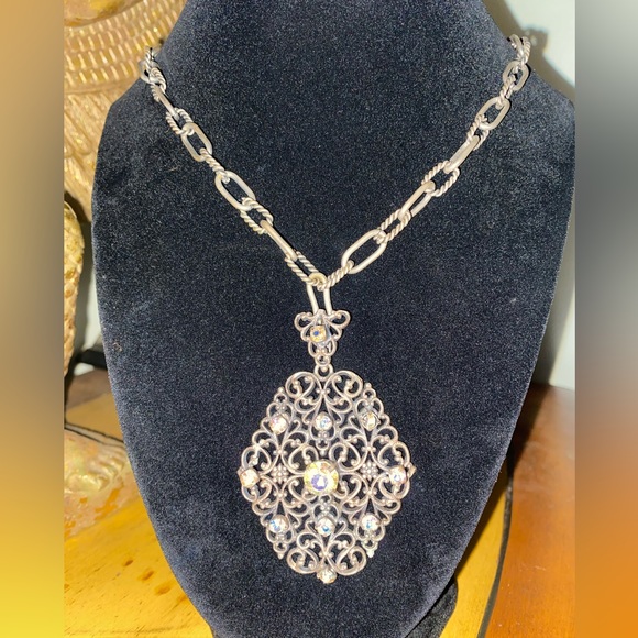 Vintage silver tone necklace - Picture 4 of 11